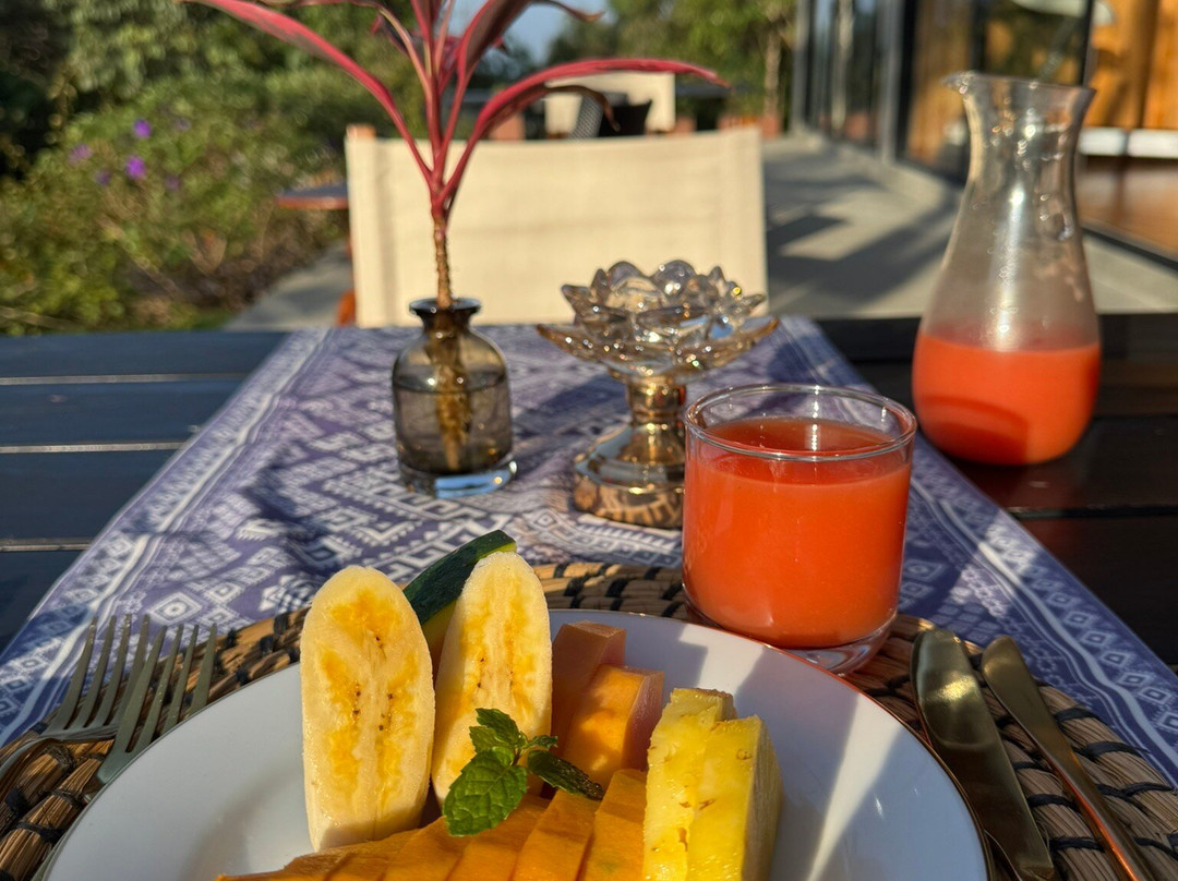 Rosewood Manor主图