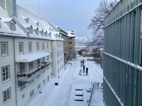 Le Monastère des Augustines主图