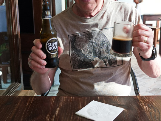 Bacchus Bar-沙尔必去景点