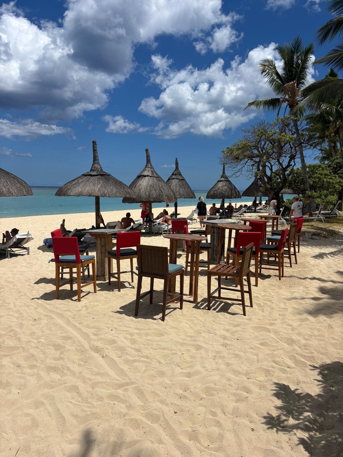 独木舟酒店-泳池