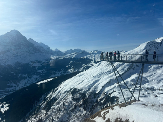 First Cliff Walk by Tissot-格林德瓦必去景点