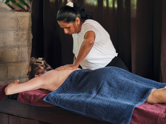 Bamboo Massage-亚洪加拉必去景点