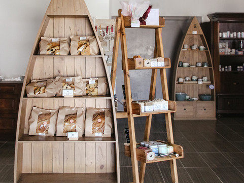 Scratch Eats Market & Cafe