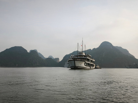 Calypso Cruises-海防必去景点