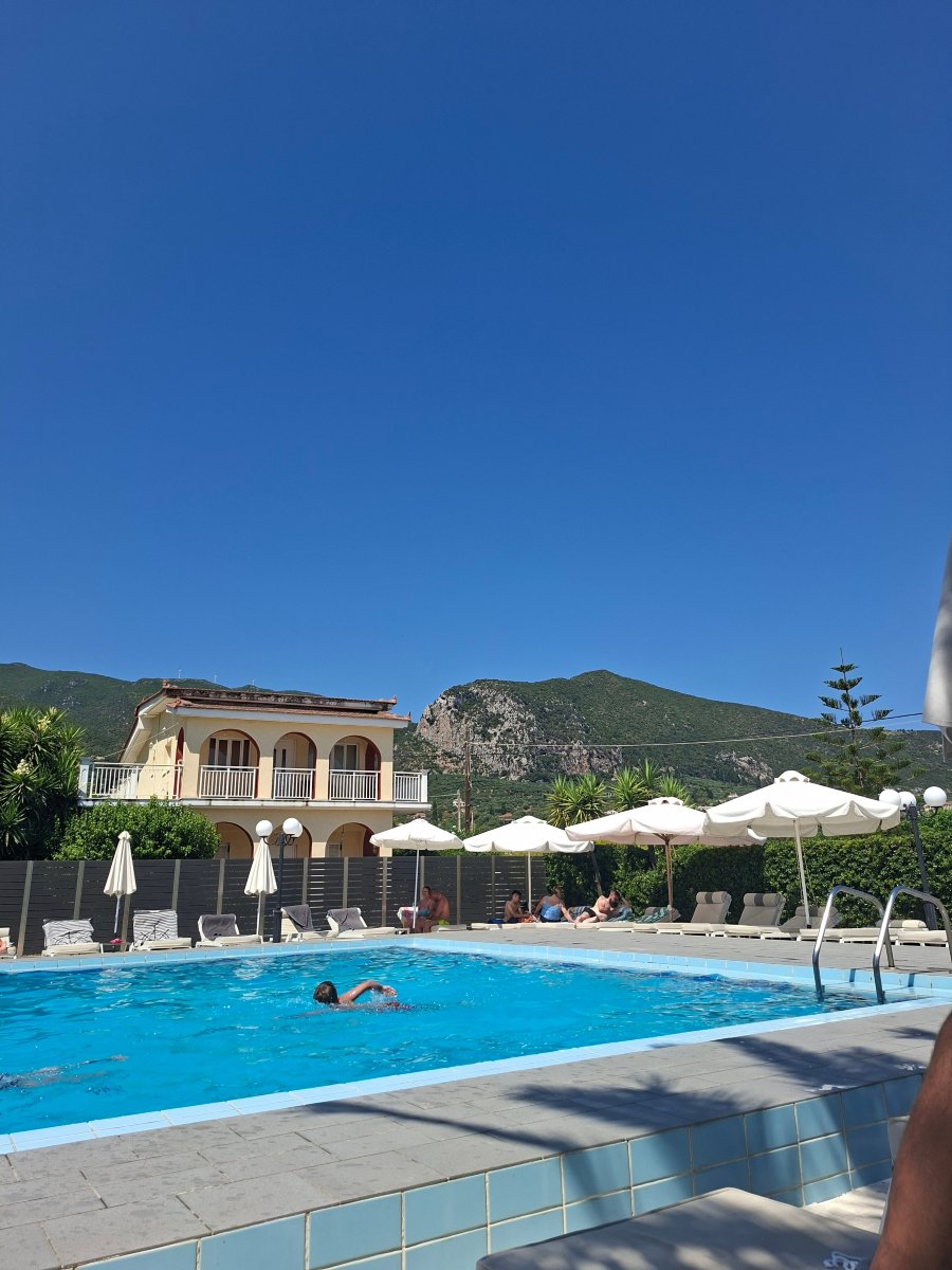 Alykes Garden Village-官方