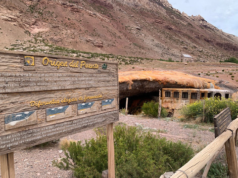 Puente del Inca-Las Cuevas必去景点