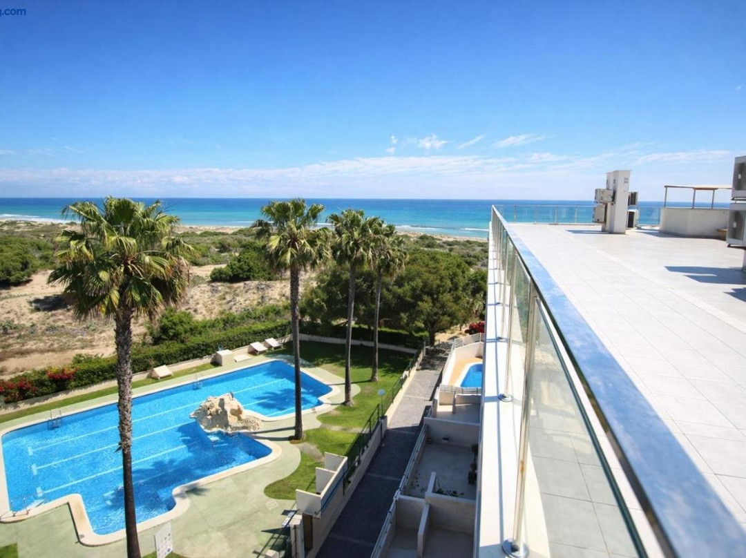 Pinada Beach 3