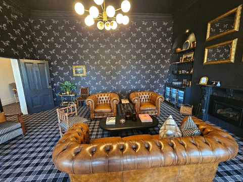 拉瑟格伦维多利亚酒店主图