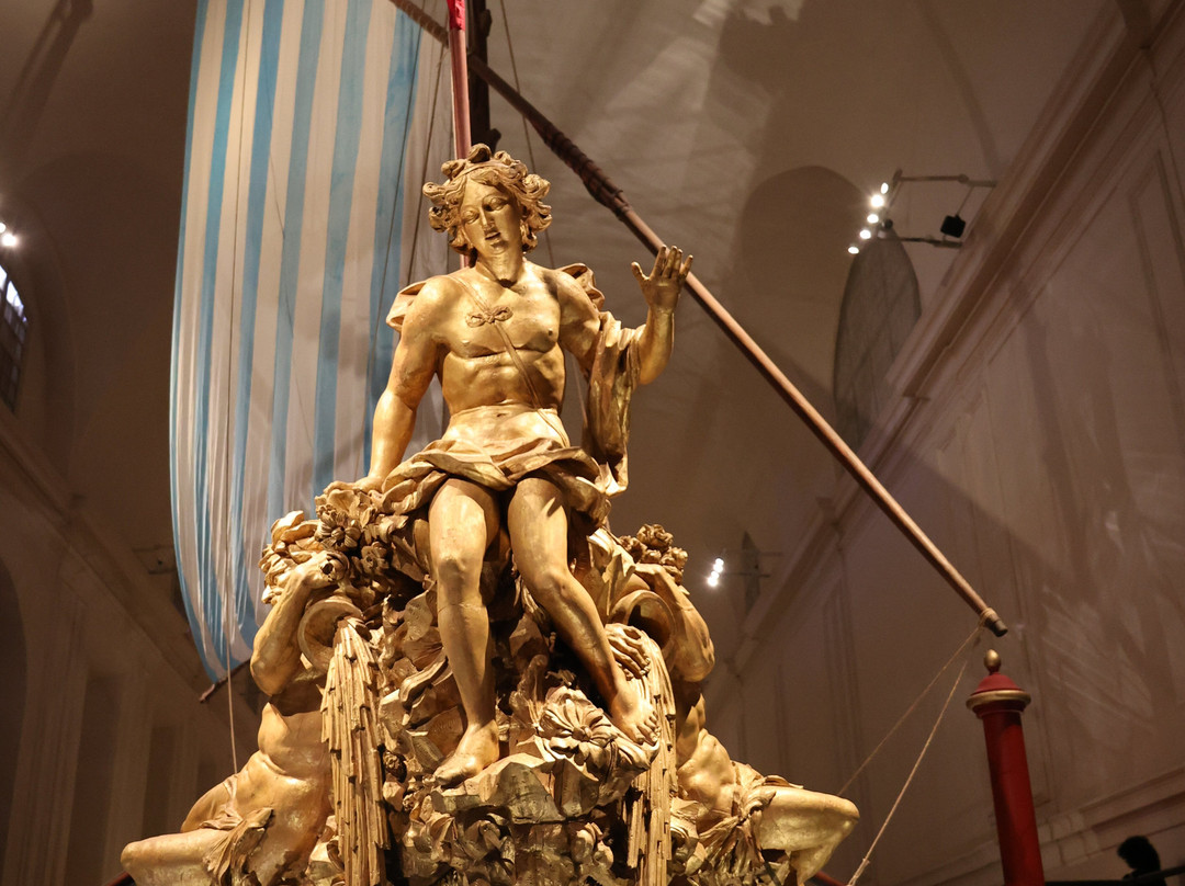 Il Bucintoro dei Savoia-韦纳里亚雷亚莱必去景点