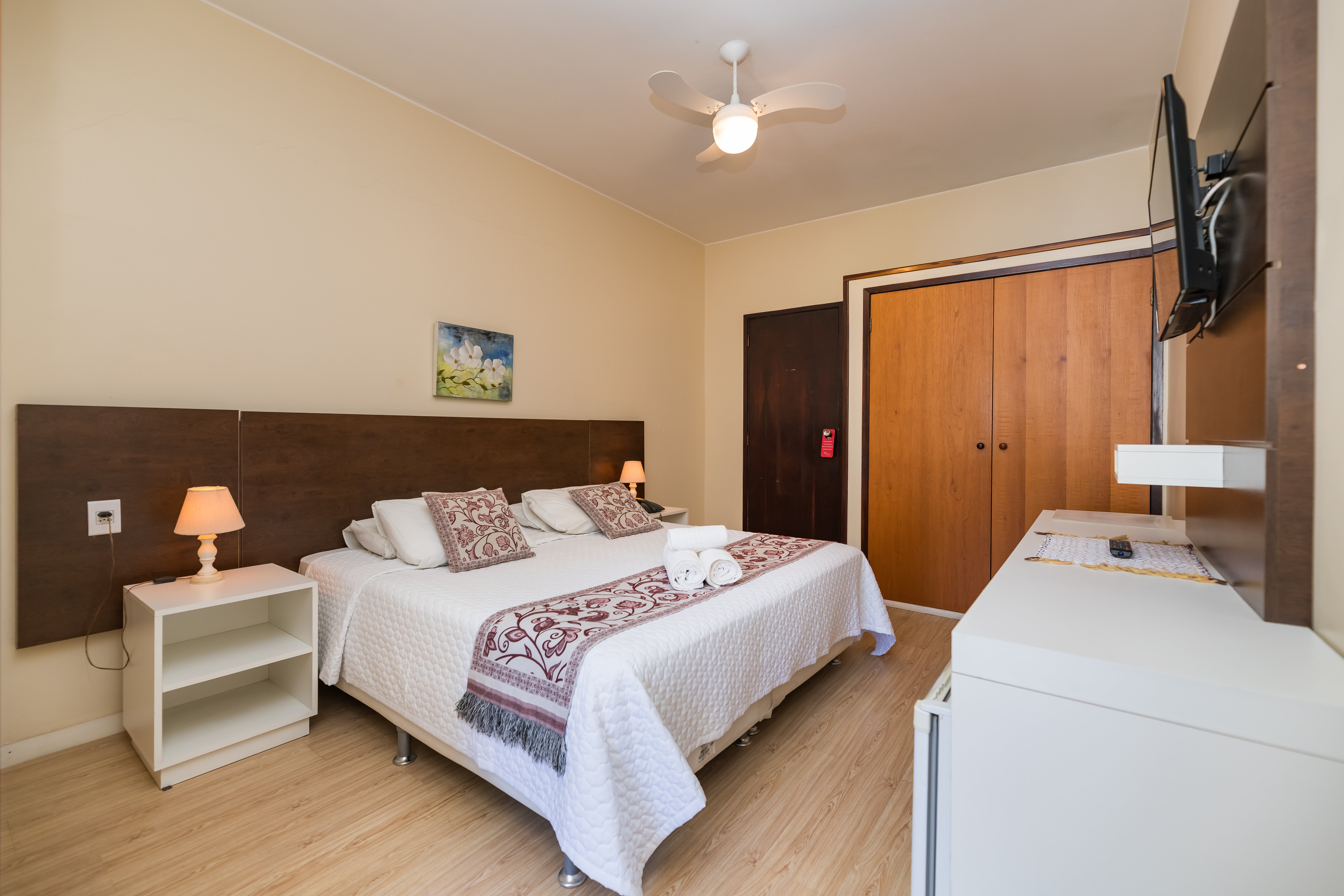 法布里斯酒店-客卧