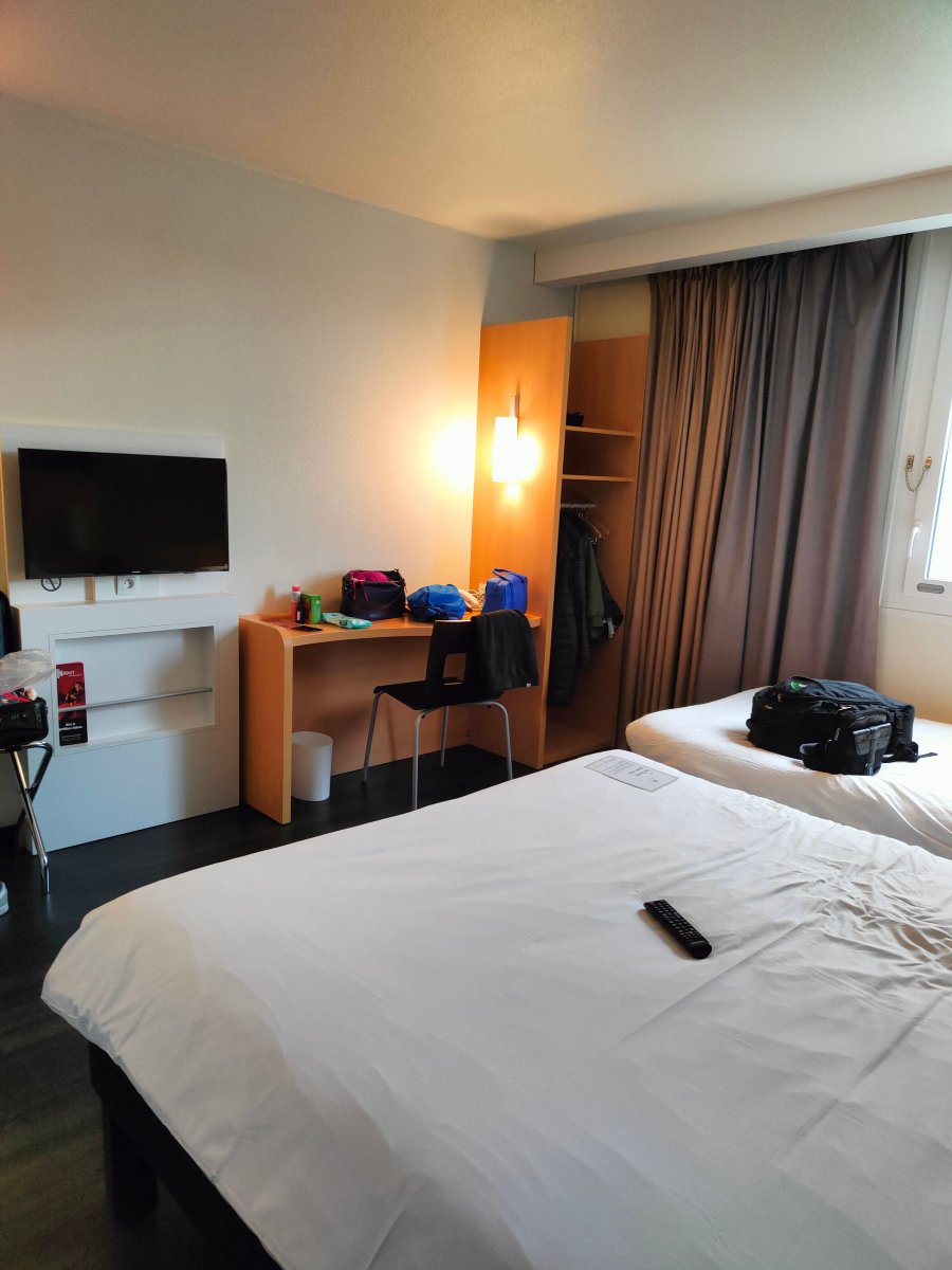 北里永克莱蒙费朗宜必思酒店-客卧