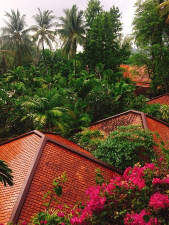 普吉岛乐谷浪都喜天丽酒店主图