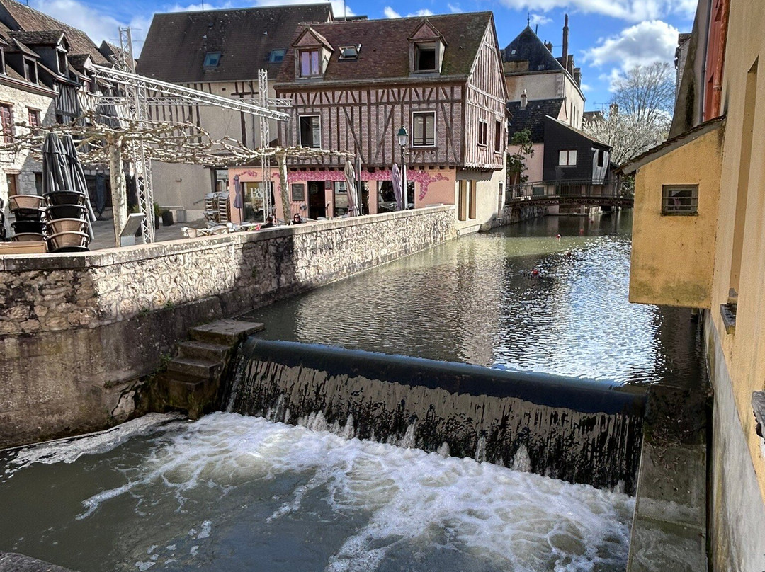 Le Circuit Des 17 Ponts De Montargis-Montargis必去景点