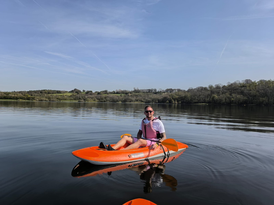 Llandegfedd Lake-Coed-Y-Paen必去景点