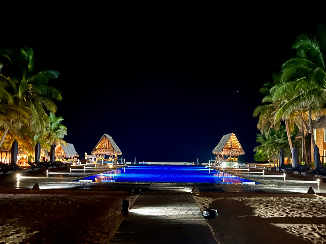 玛鲁玛鲁度假村和水疗中心主图