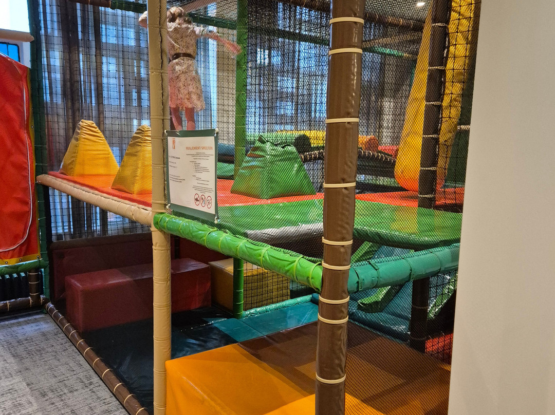 奥斯坦德酒店主图