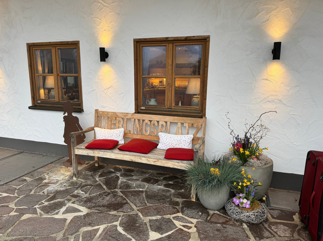 艾德酒店旅馆主图