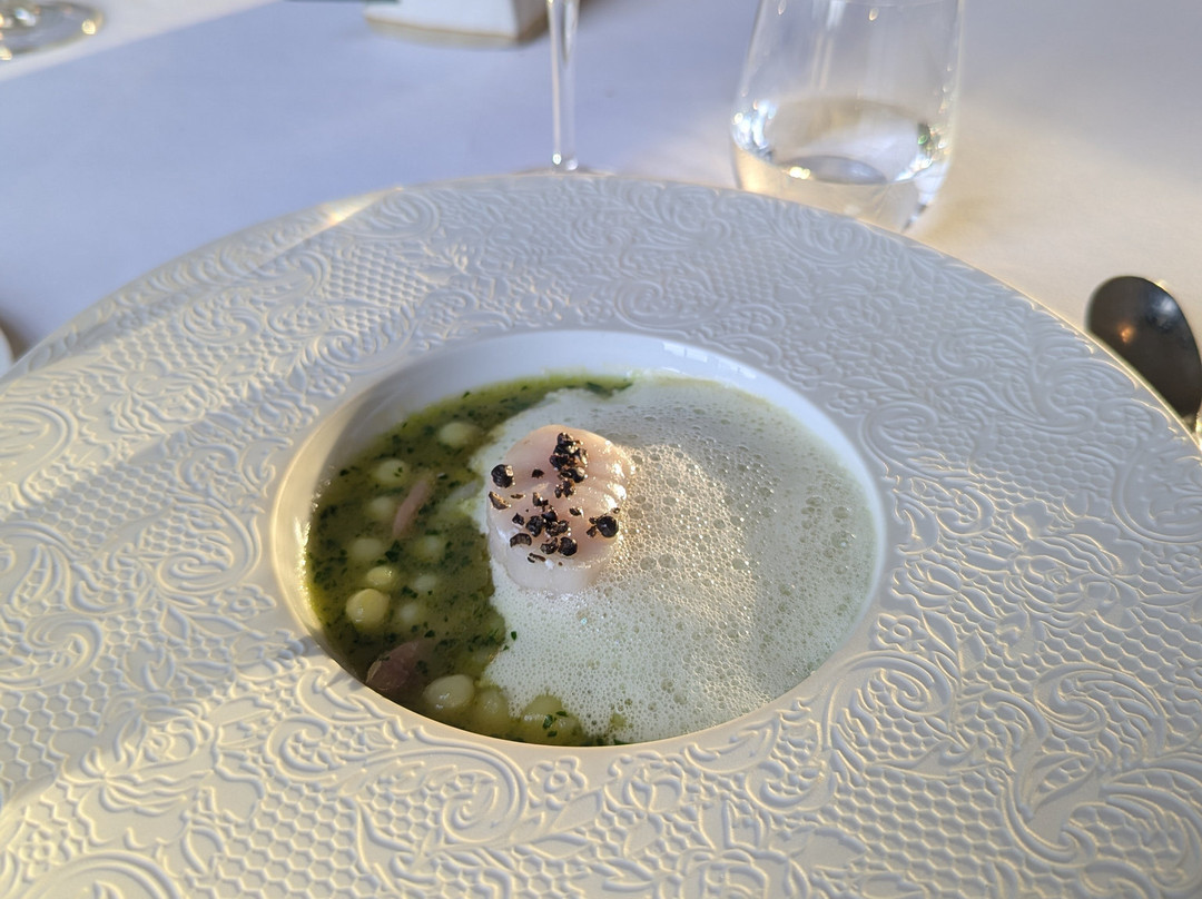 阿巴耶维勒内弗酒店主图