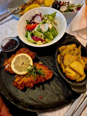迪斯特勒霍夫餐馆酒店-旅行者