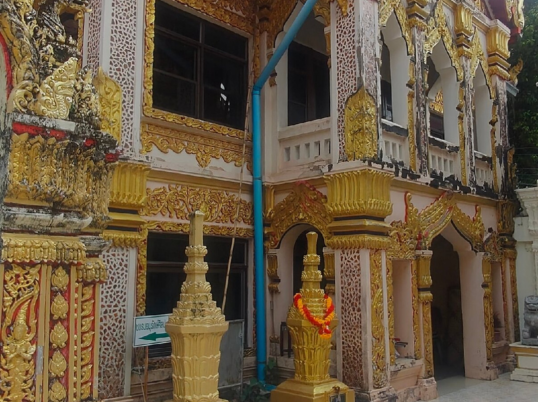 Wat Okat Si Bua Ban-佛统必去景点