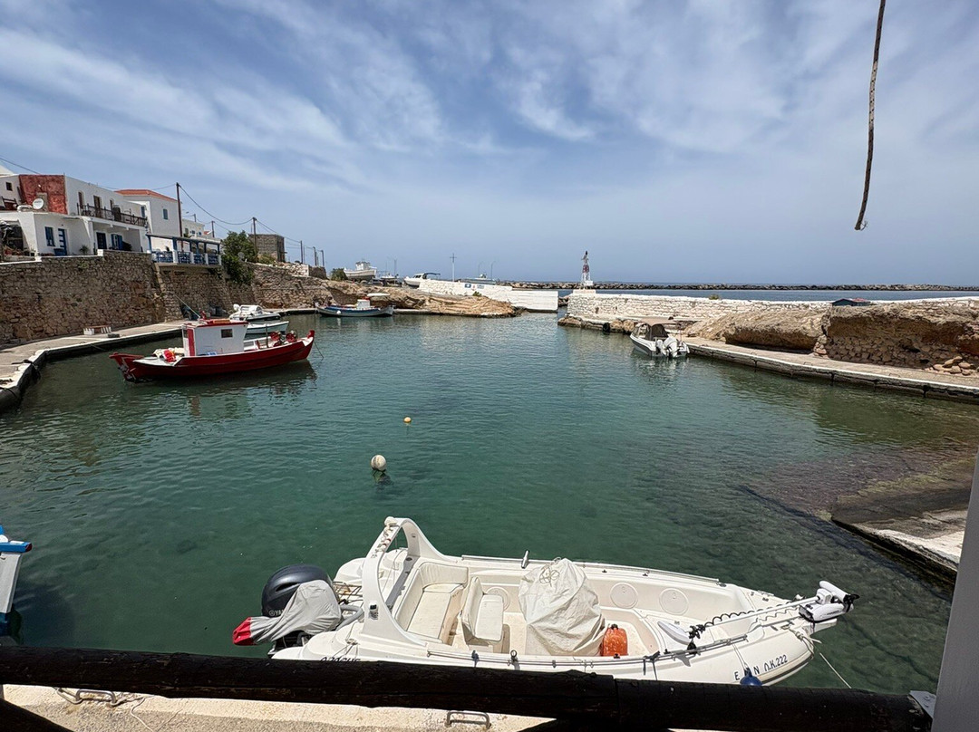 Art and Walk Karpathos-Karpathos Town (Pigadia)必去景点