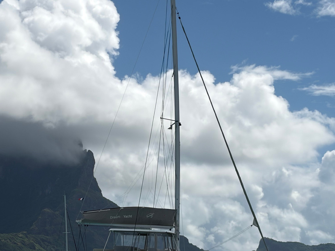 Dream Yacht Charter-Uturoa必去景点