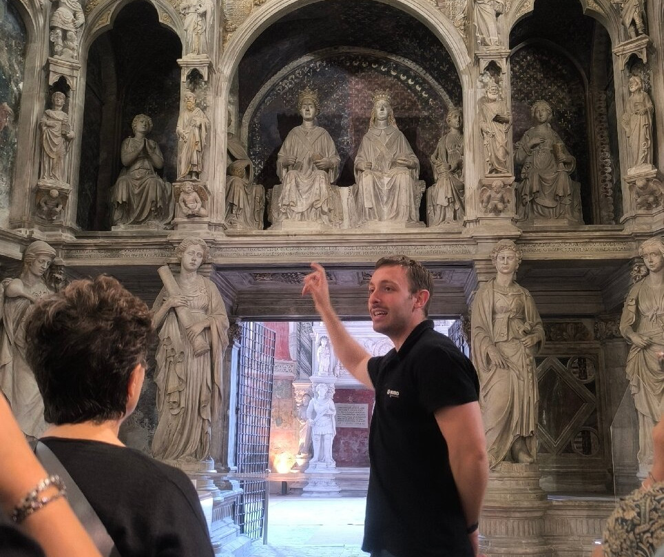 La Chiesa Di San Giovanni A Carbonara-那不勒斯必去景点