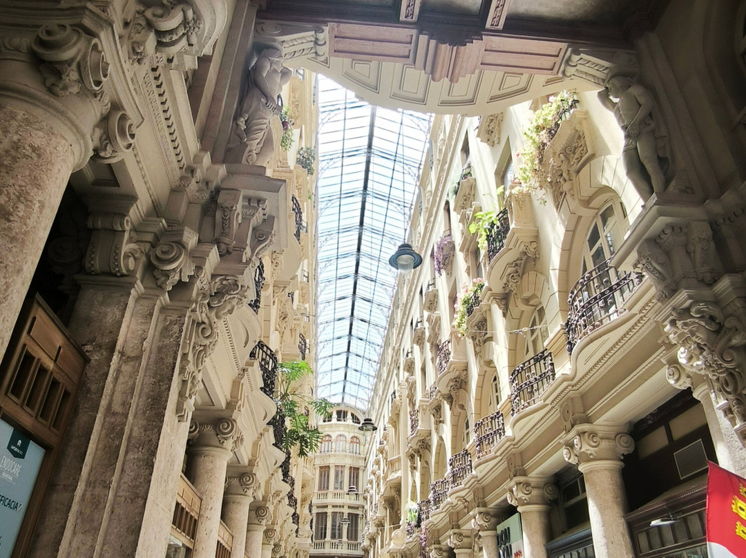Pasaje de Lodares-阿尔瓦塞特必去景点