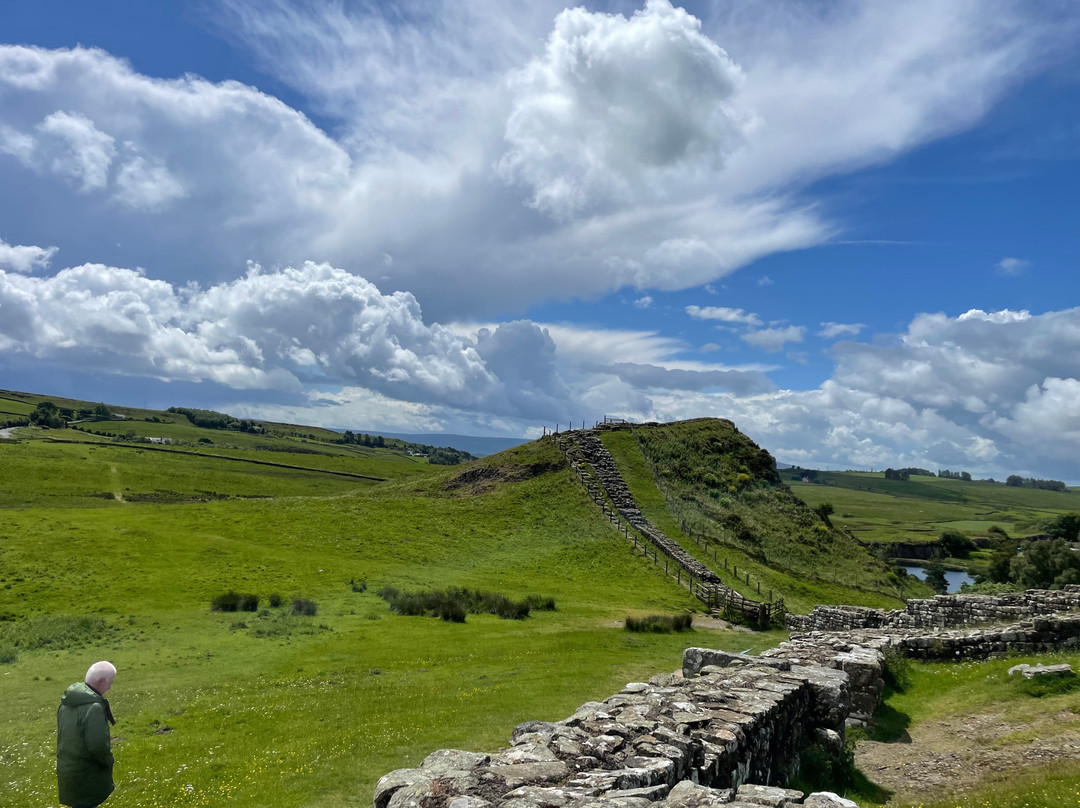 Peter Carney: Hadrian's Wall Guide-Henshaw必去景点