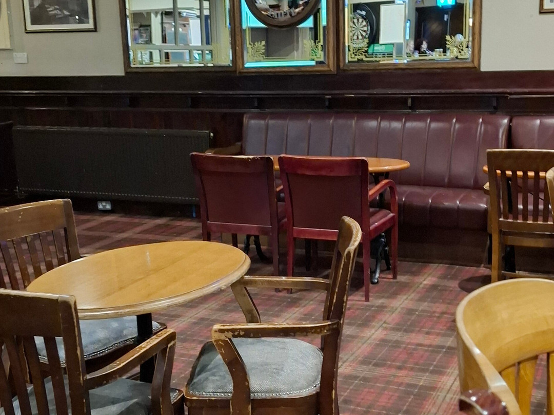 Molloys Bar and Grill-塔拉必去景点