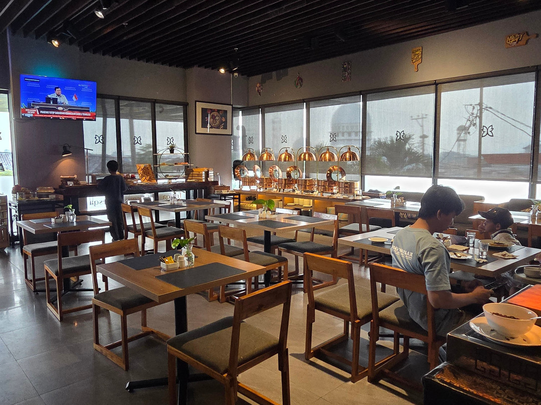 楠榜巴提夸酒店主图