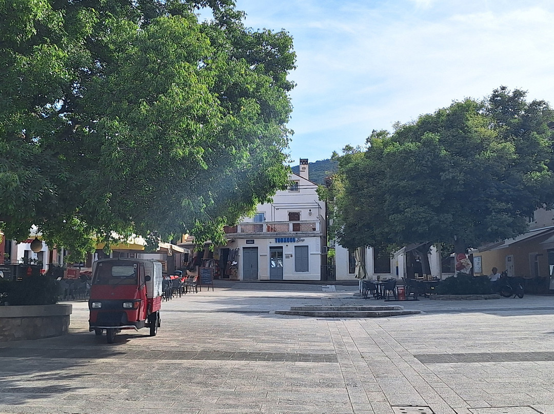 Manora家庭度假酒店主图