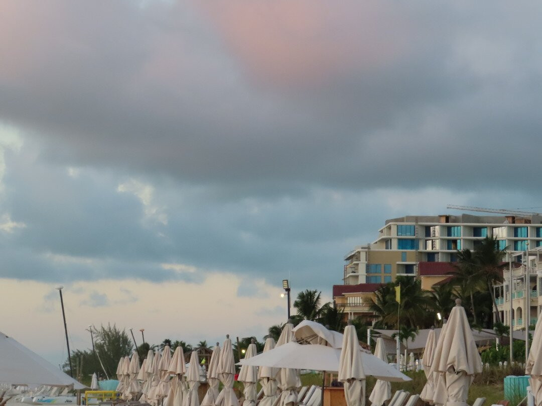Alexandra Resort - All-inclusive主图