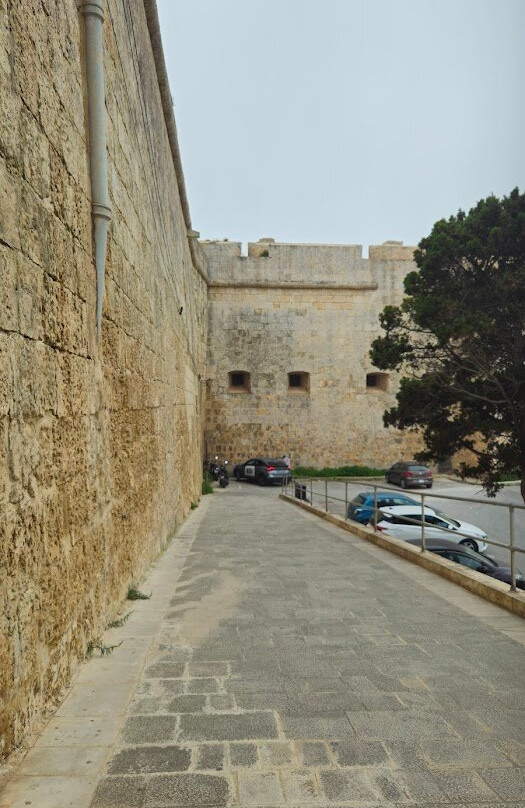 Greek's Gate-姆迪纳必去景点