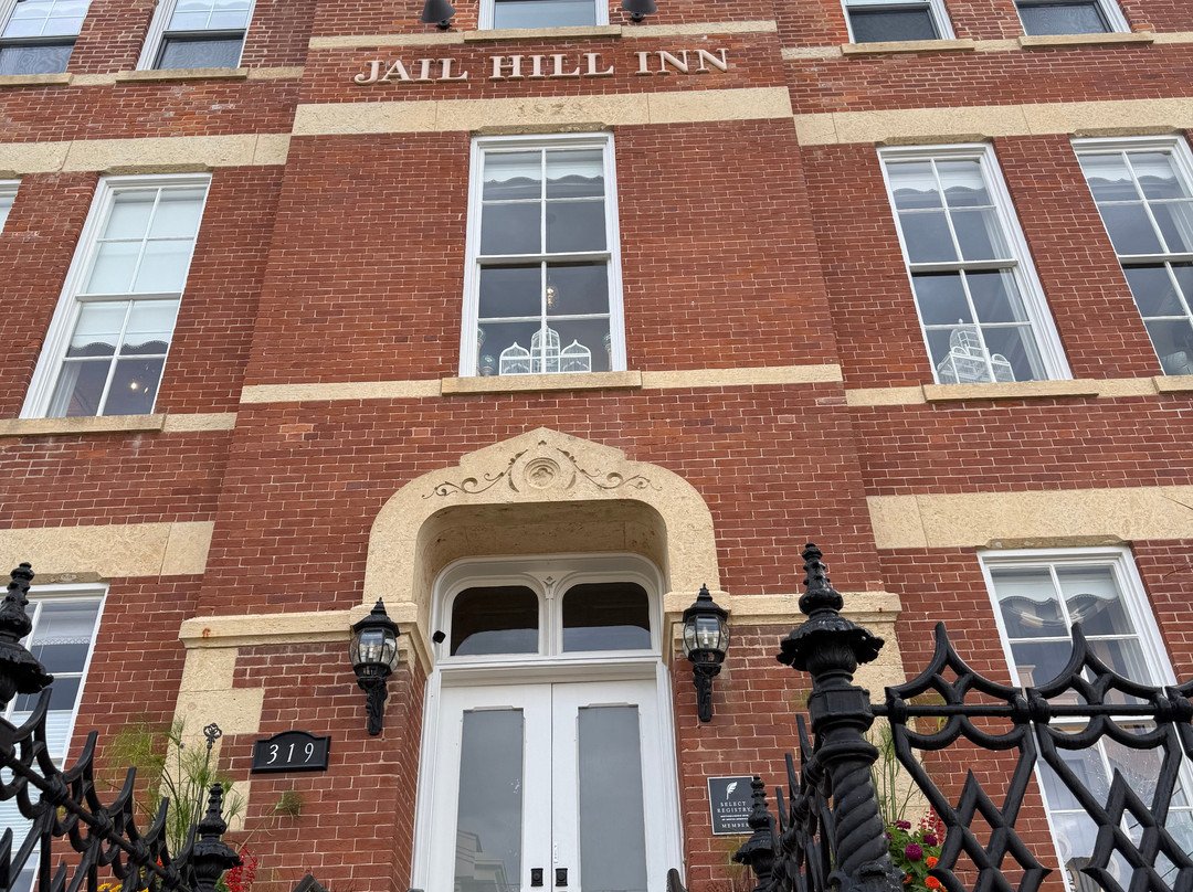 Jail Hill Inn主图