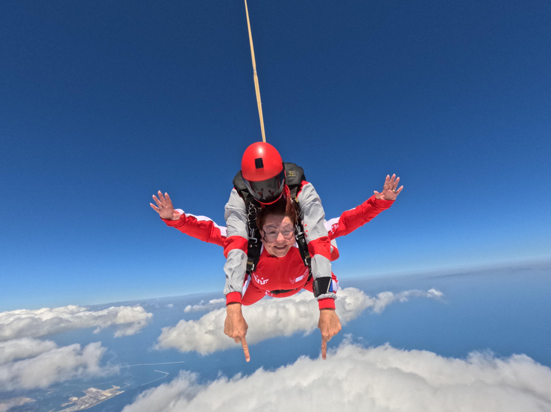 Tnt Brothers Skydiving Bucharest-Clinceni必去景点