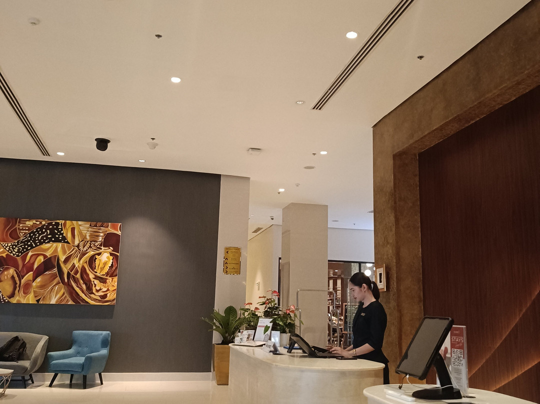 纳加顶峰酒店主图
