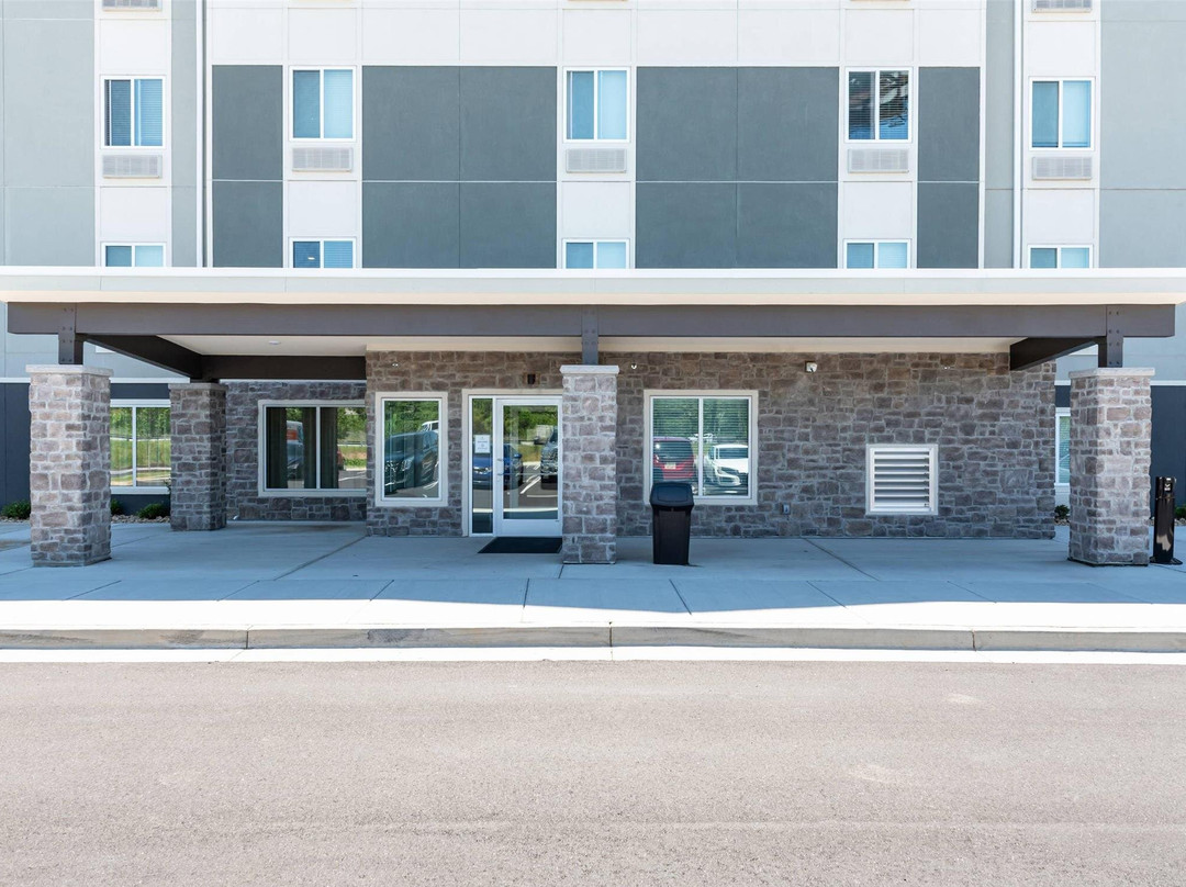 WoodSpring Suites Buford near Mall of Georgia-Lake Lanier
