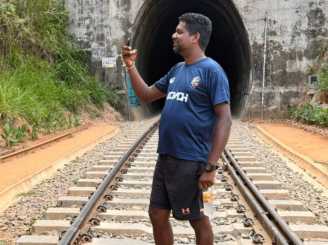See Sri Lanka Tours-康提必去景点