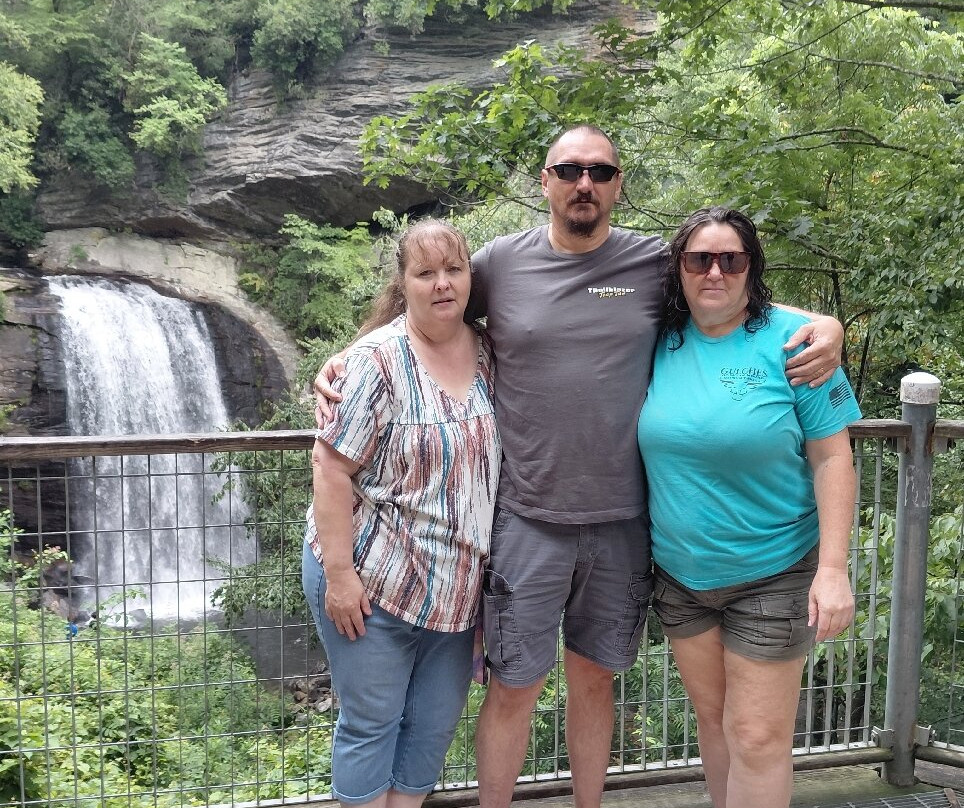 Looking Glass Falls-Pisgah Forest必去景点