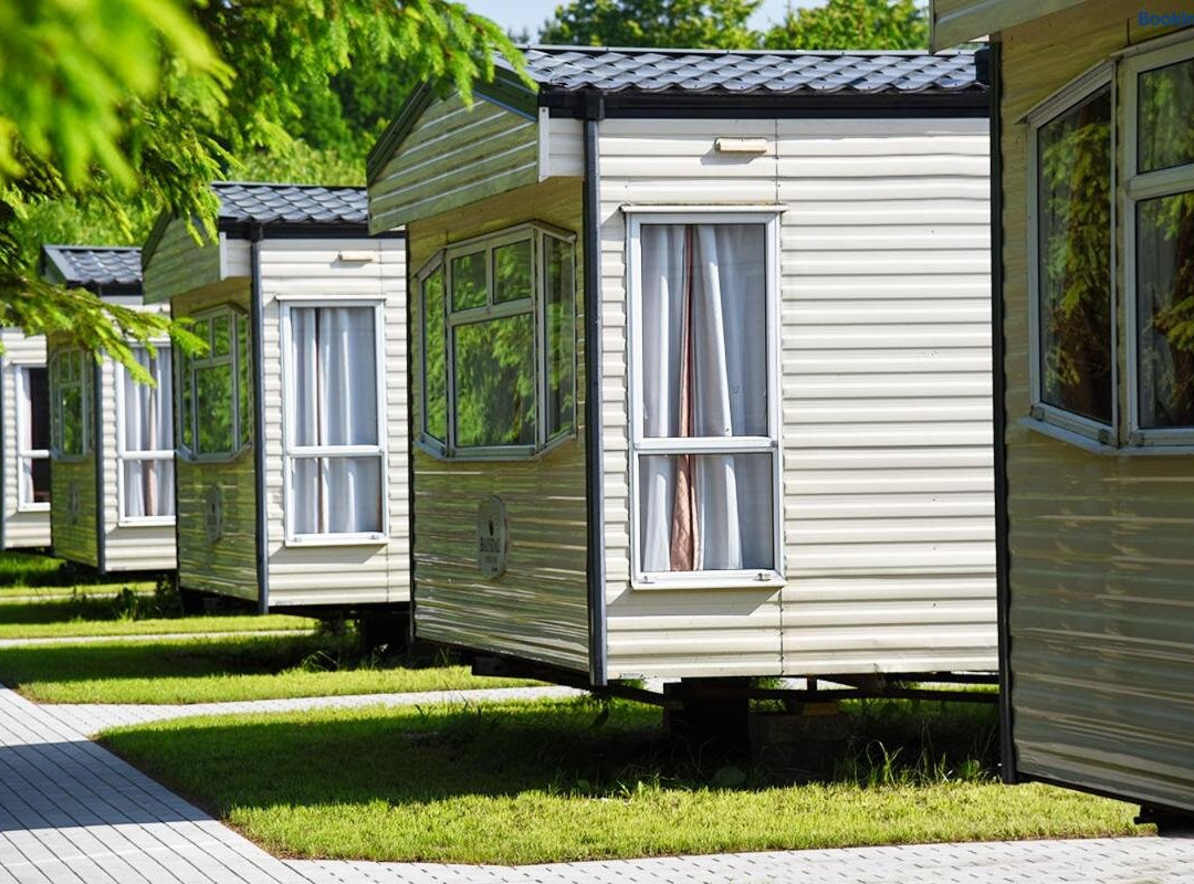 Holiday Lodge