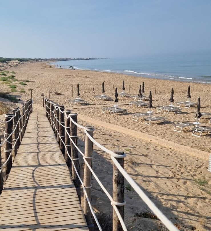 Spiaggia di Randello-Scoglitti必去景点
