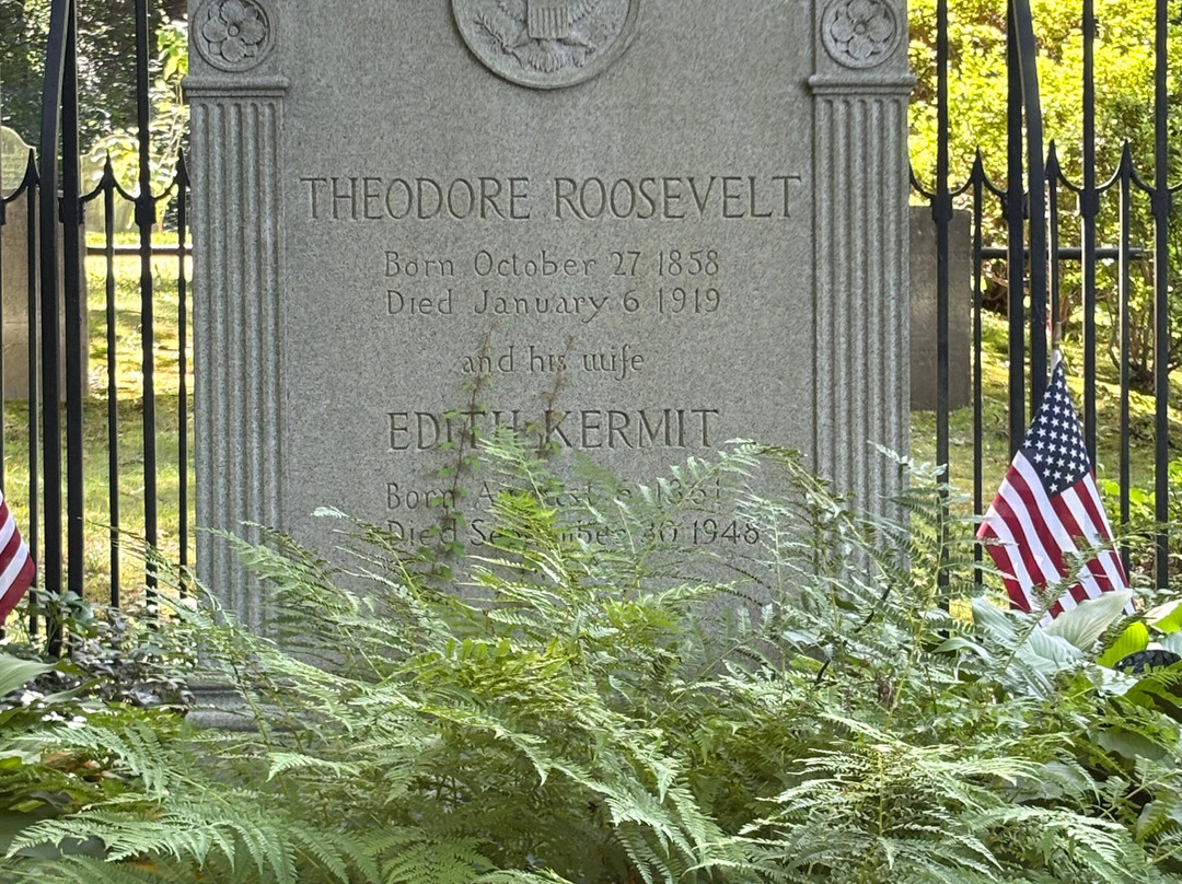 Youngs Memorial Cemetery-奥伊斯特贝必去景点
