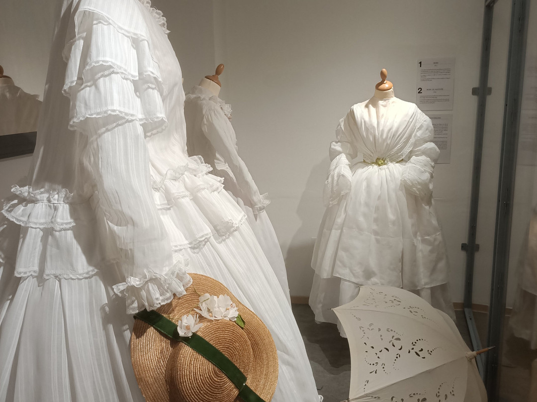 Conservatoire du Costume Comtadin-Pernes-les-Fontaines必去景点