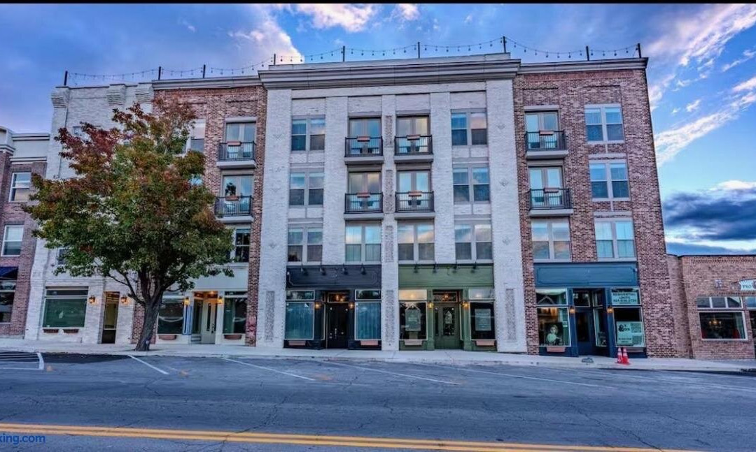 Historic Main Street Hotel