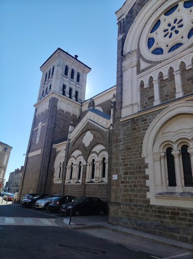 Eglise Notre Dame de Pitié-Saint-Genest-Lerpt必去景点