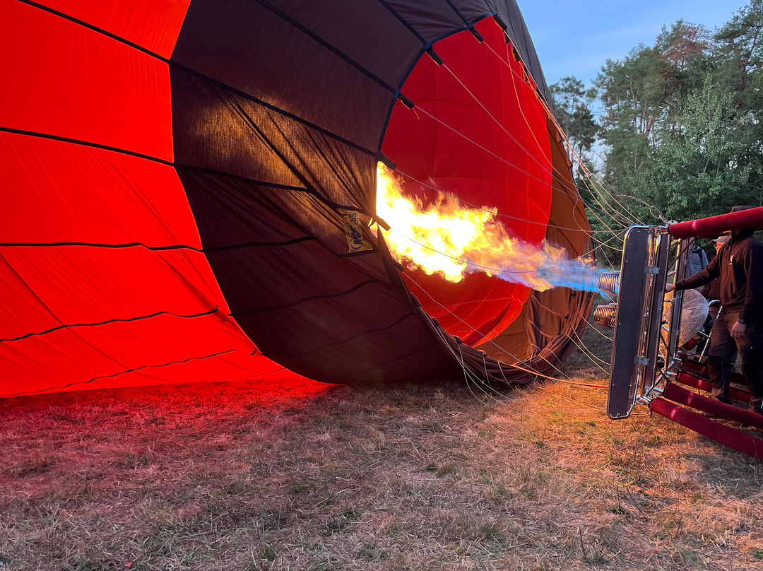 Les Ballons De Loire-Jouy-le-Potier必去景点