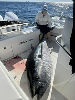 Shark Shark Tuna Fishing Charters-South Yarmouth必去景点