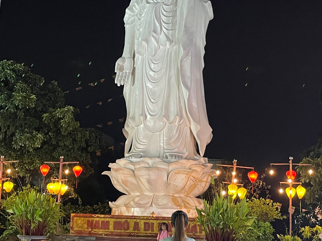 岘港莫荣安豪华酒店主图