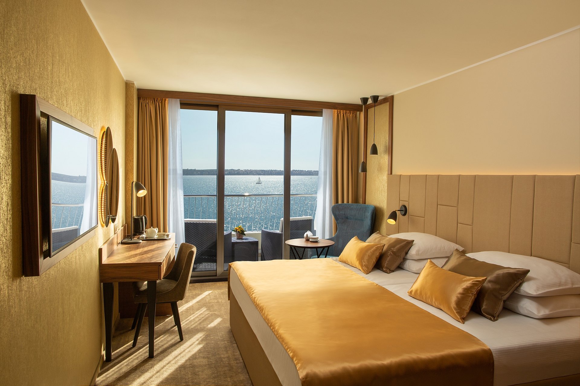 Grand Hotel Bernardin-官方